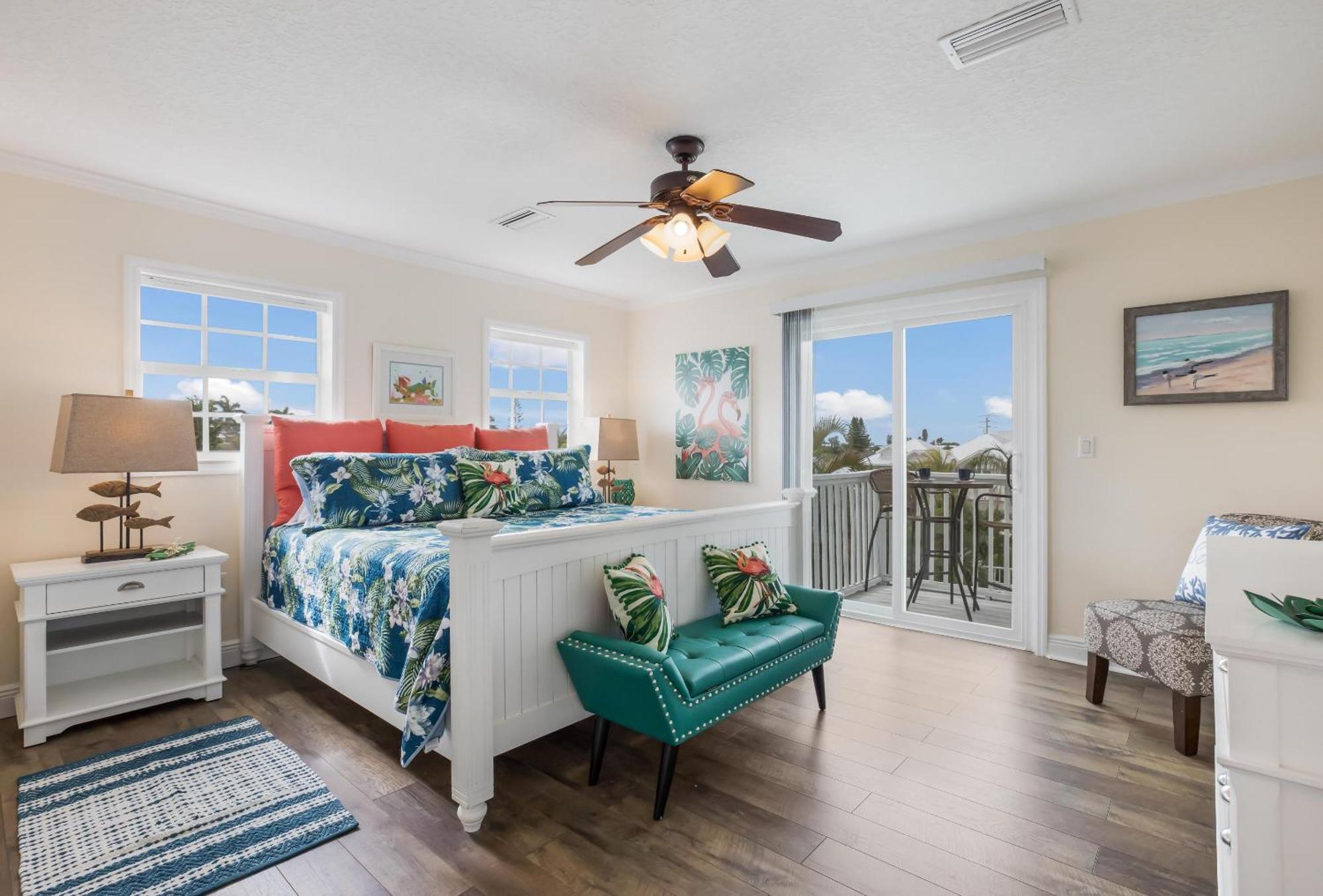 Sand Dollar Holmes Beach Exterior photo