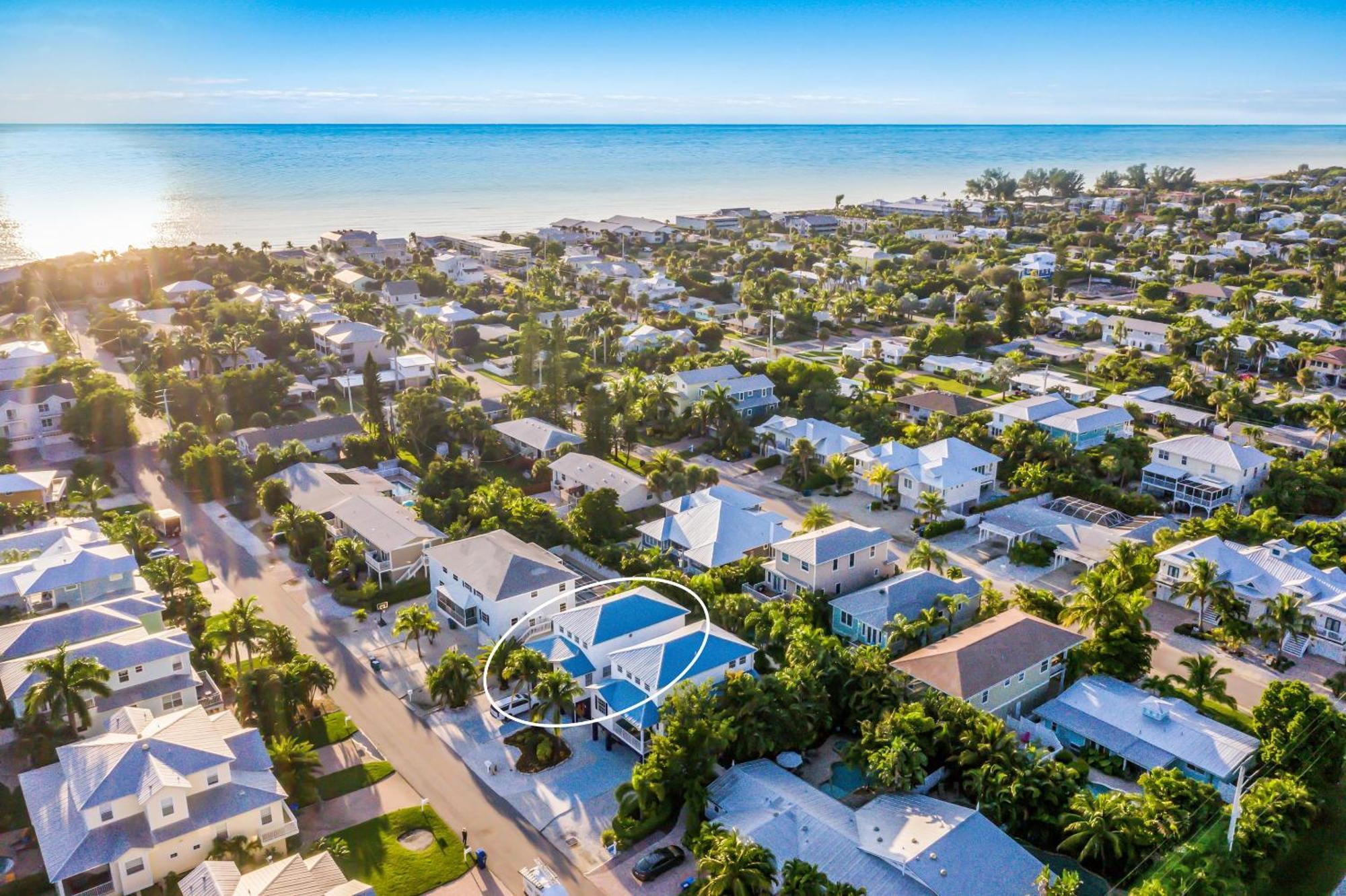 Sand Dollar Holmes Beach Exterior photo
